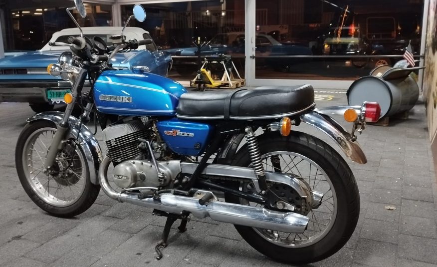 Suzuki GT500 2Takt